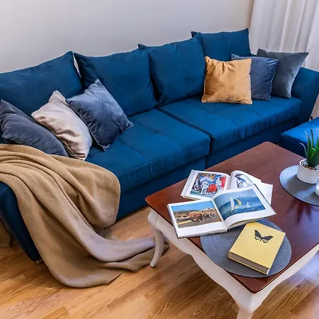 Apartament Alunana Premium & Fireplace In Art Nouveau District, 63 Sqm, 1870s, Self Check-in