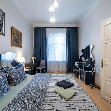 Alunana Premium & Fireplace In Art Nouveau District, 63 Sqm, 1870s, Self Check-in
