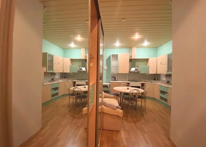 Alunana Premium & Fireplace In Art Nouveau District, 63 Sqm, 1870s, Self Check-in *