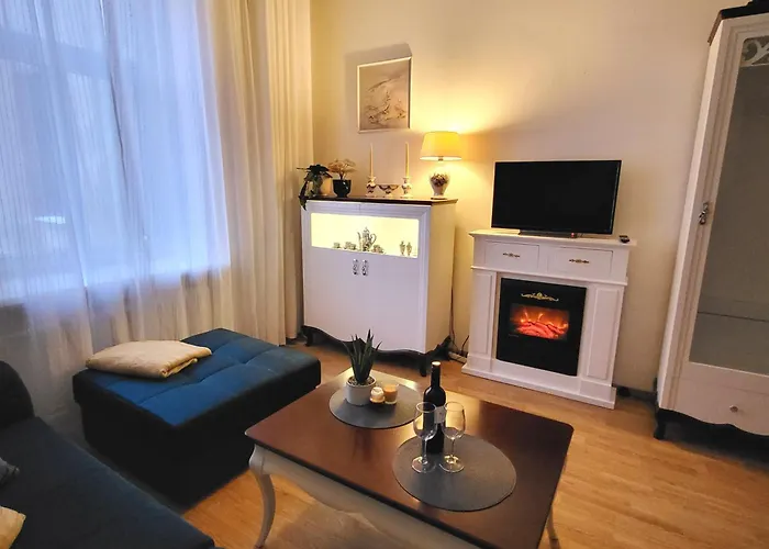 Apartment Alunana Premium & Fireplace In Art Nouveau District, 63 Sqm, 1870s, Self Check-in
