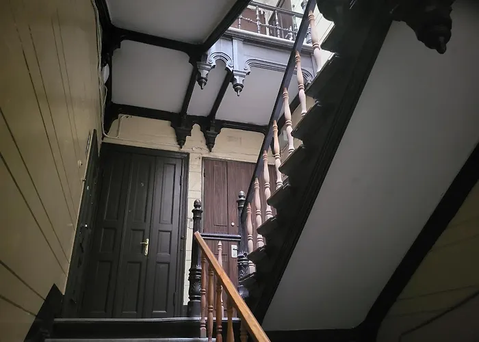 Apartment Alunana Premium & Fireplace In Art Nouveau District, 63 Sqm, 1870s, Self Check-in *