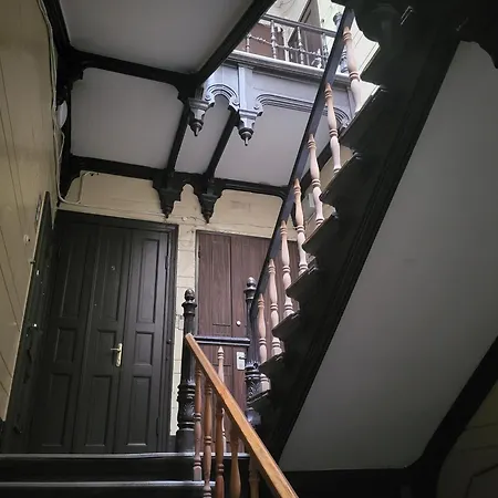 Апартаменты Alunana Premium & Fireplace In Art Nouveau District, 63 Sqm, 1870s, Self Check-in *