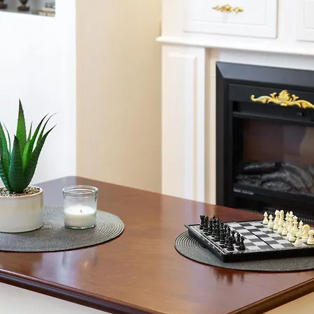 Alunana Premium & Fireplace In Art Nouveau District, 63 Sqm, 1870s, Self Check-in