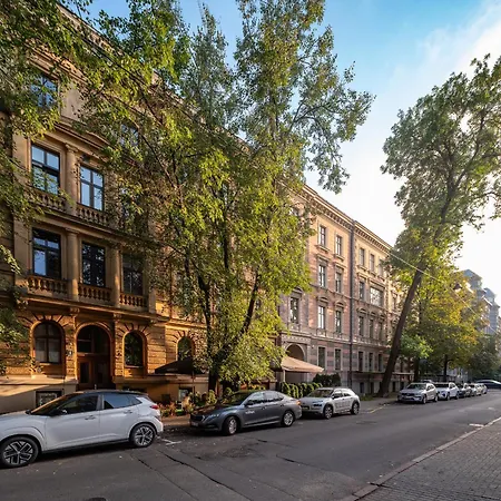 Апартаменты Alunana Premium & Fireplace In Art Nouveau District, 63 Sqm, 1870s, Self Check-in