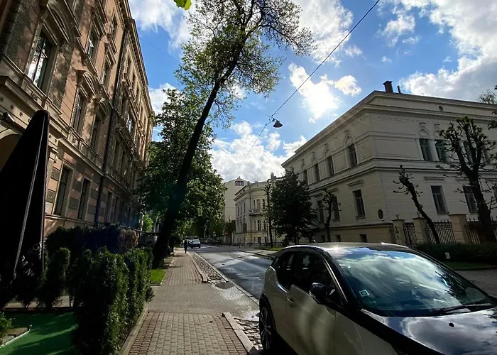 Апартаменты Alunana Premium & Fireplace In Art Nouveau District, 63 Sqm, 1870s, Self Check-in *