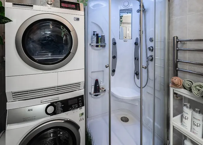 Апартаменты Alunana Premium & Fireplace In Art Nouveau District, 63 Sqm, 1870s, Self Check-in *